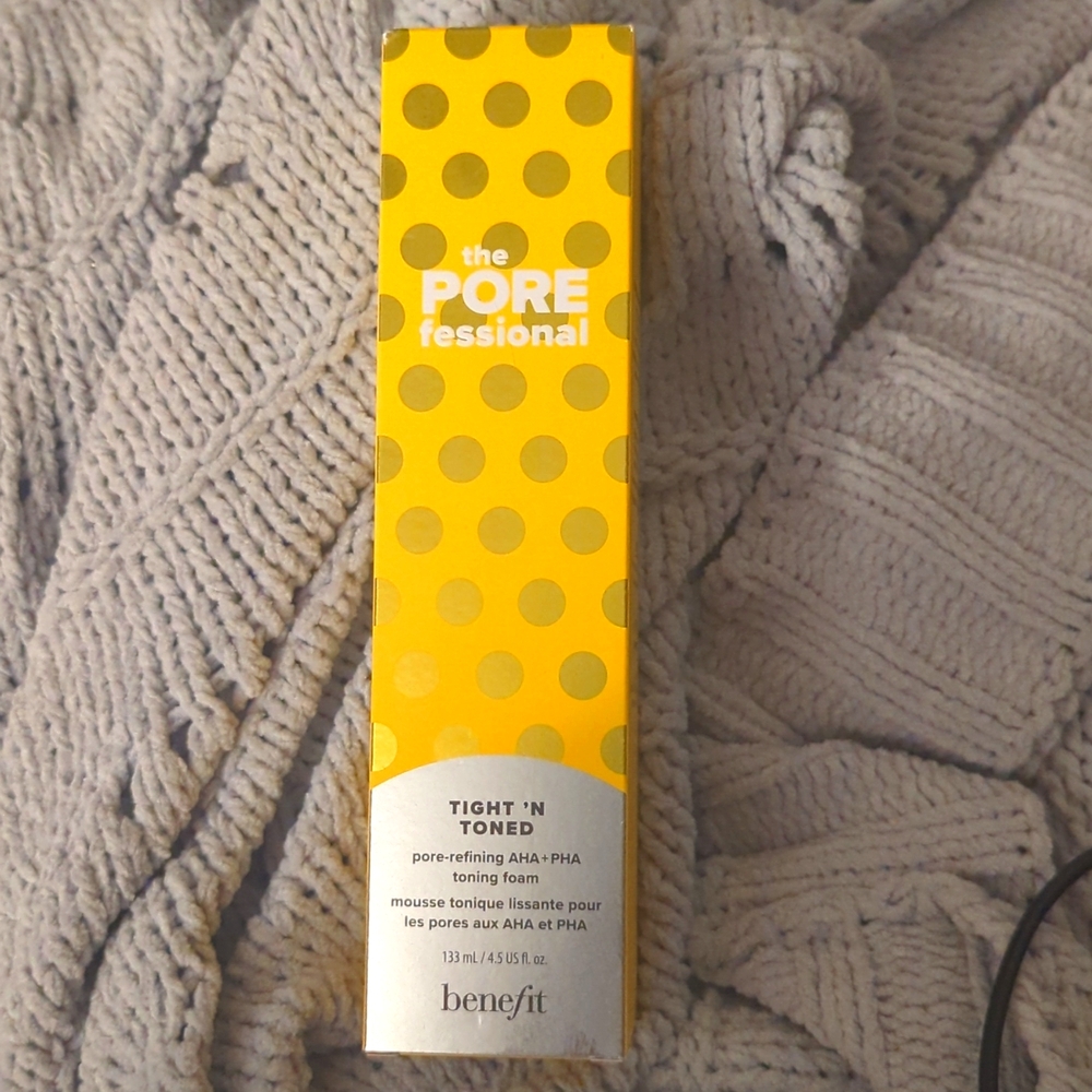 The Pore*fessional Tight N Toned Mousse